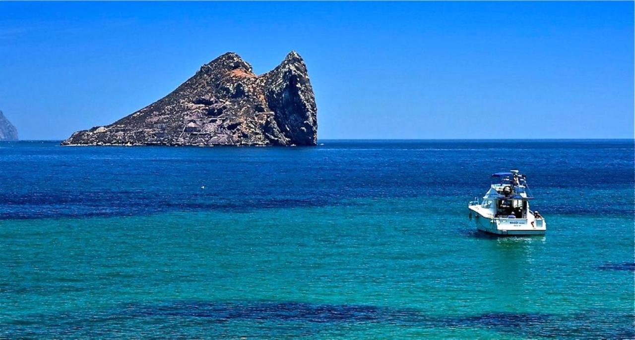 Primera Linea De Playa Con Vistas Al Mar Агилас Экстерьер фото